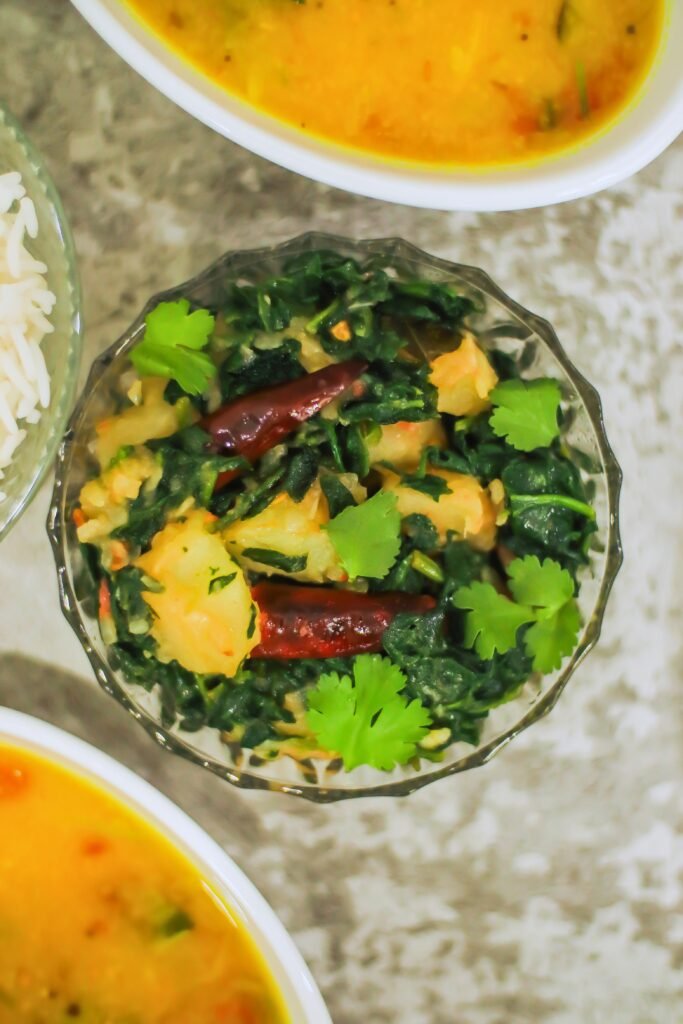 easy aloo palak