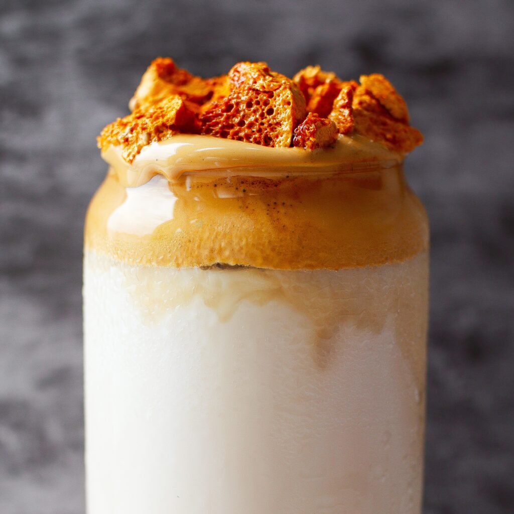 Honeycomb latte