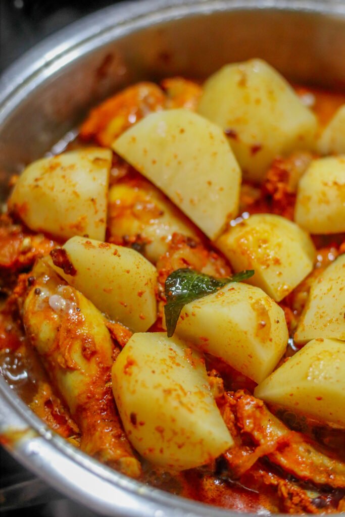 Gravy potatoes in Durban chicken curry