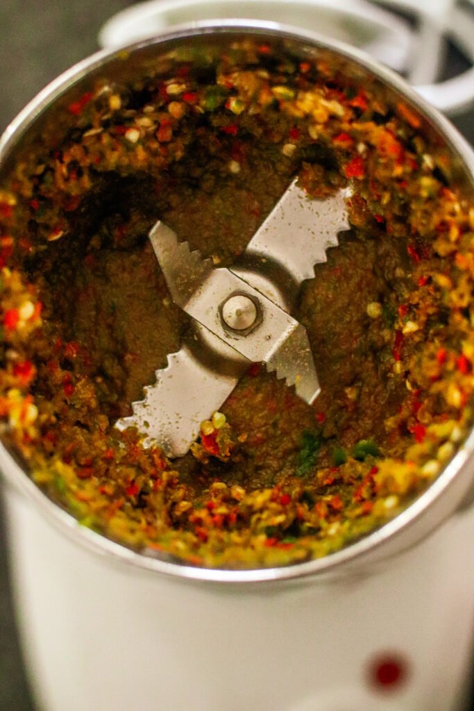 blending green chillies for green mutton biryani marinade