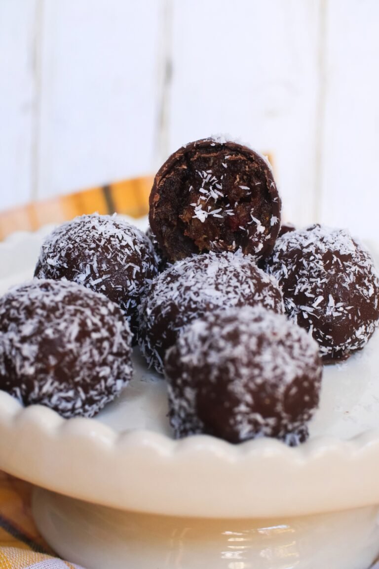 Peanut Butter Date Energy Balls